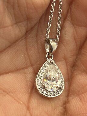 xl25  Pear Cut Moissanite Pendant Necklace, 1.5 ct
